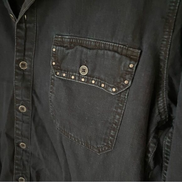 Lucky Brand Women’s Button Front Fitted Denim Shirt - Picture 2 of 4